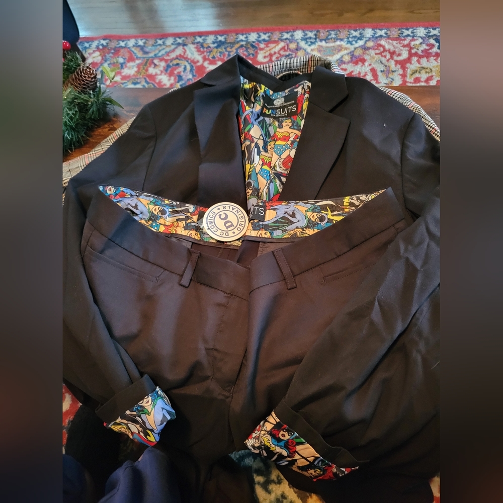 Womens suit DC comic size 12